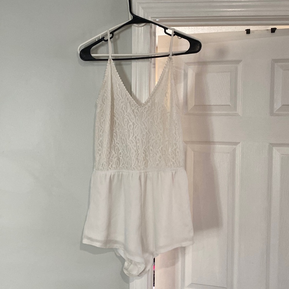 Romper with lace